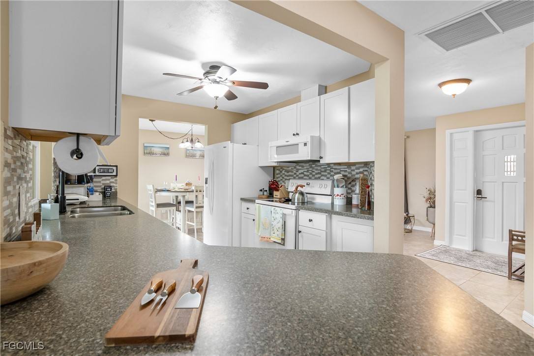 Apartment for rent at 1519 SE 21st St, Cape Coral, FL 33990