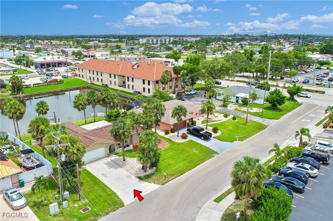 Apartment for rent at 1519 SE 21st St, Cape Coral, FL 33990