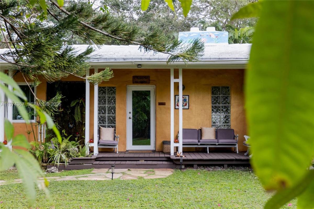 House for rent at 750 NE 120th St, Miami, FL 33161