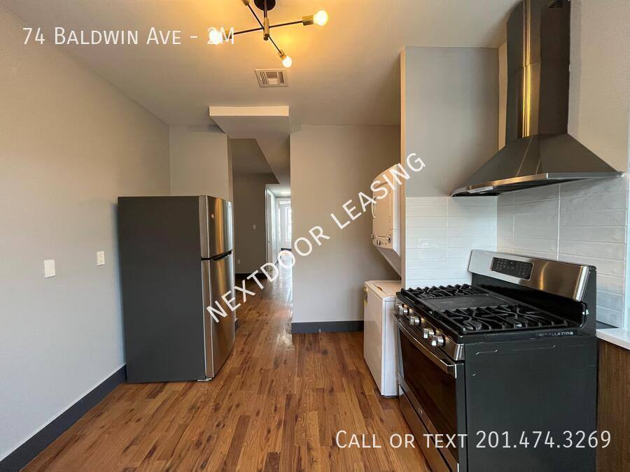 Apartment for rent at 74 Baldwin Ave #2M, Jersey City, NJ 07306