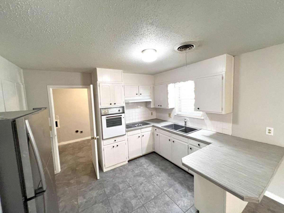 House for rent at 5540 18th St, Lubbock, TX 79416