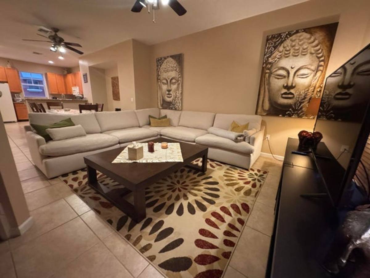 Townhouse for rent at 1033 NE 17th Way #604, Fort Lauderdale, FL 33304