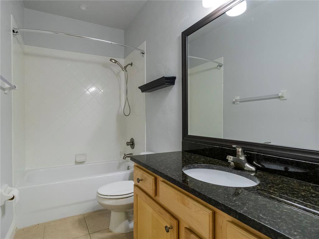 Apartment for rent at 14001 NW 9th Rd, Newberry, FL 32669