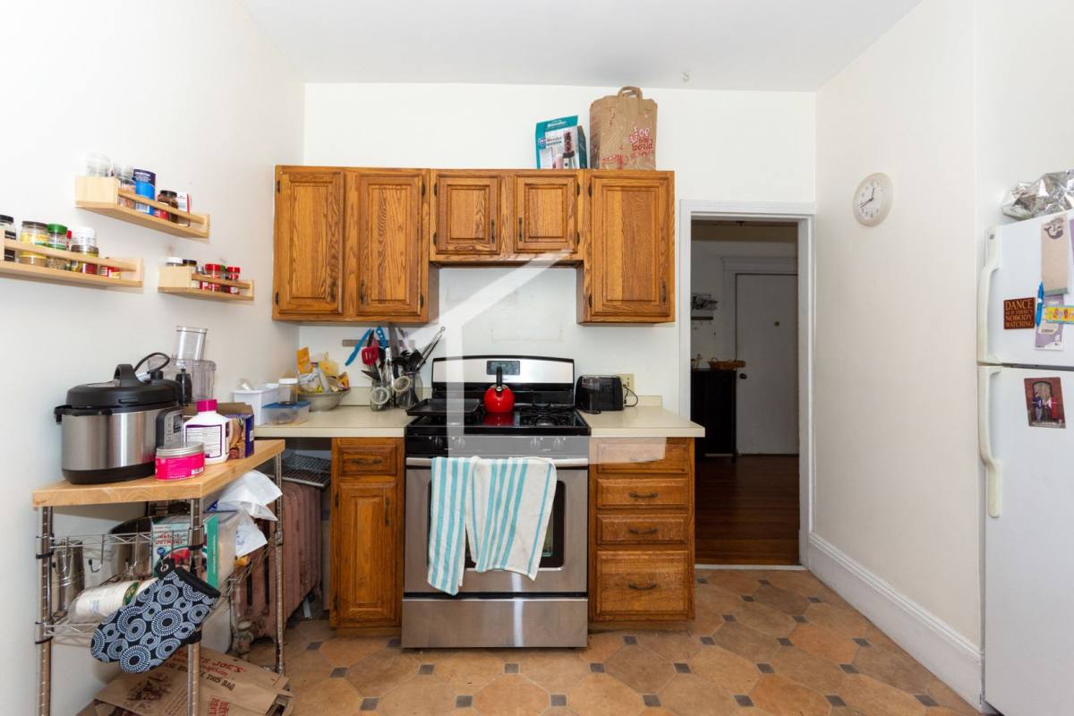 Apartment for rent at 143 Kilsyth #3, Brighton, MA 02135