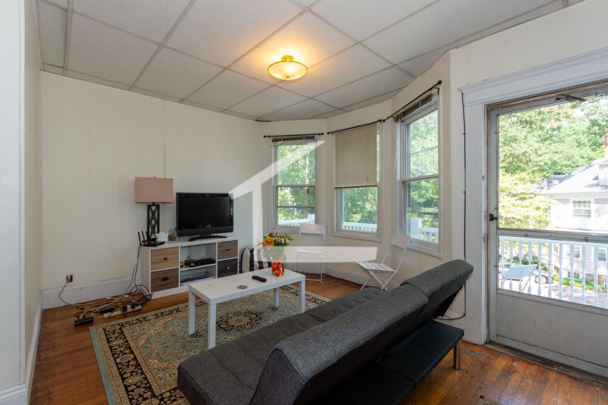 Apartment for rent at 143 Kilsyth #3, Brighton, MA 02135