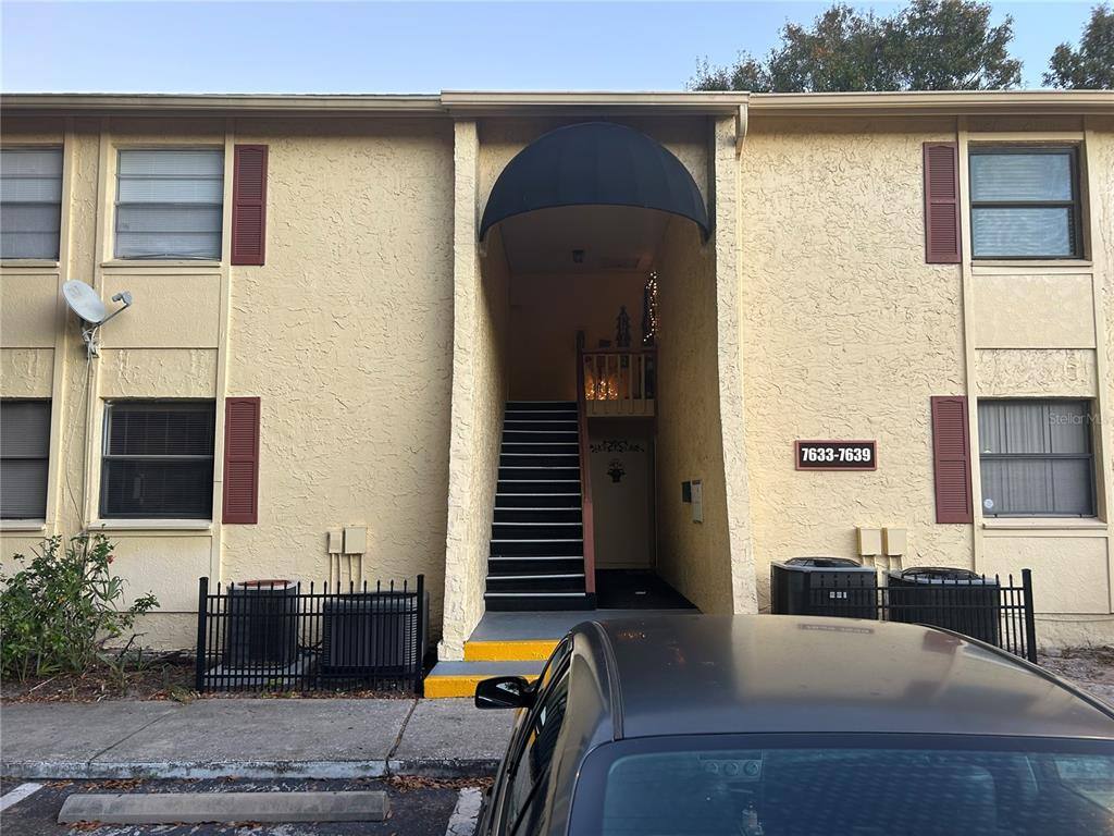 Apartment for rent at 7633 Dolonita Dr, Tampa, FL 33615