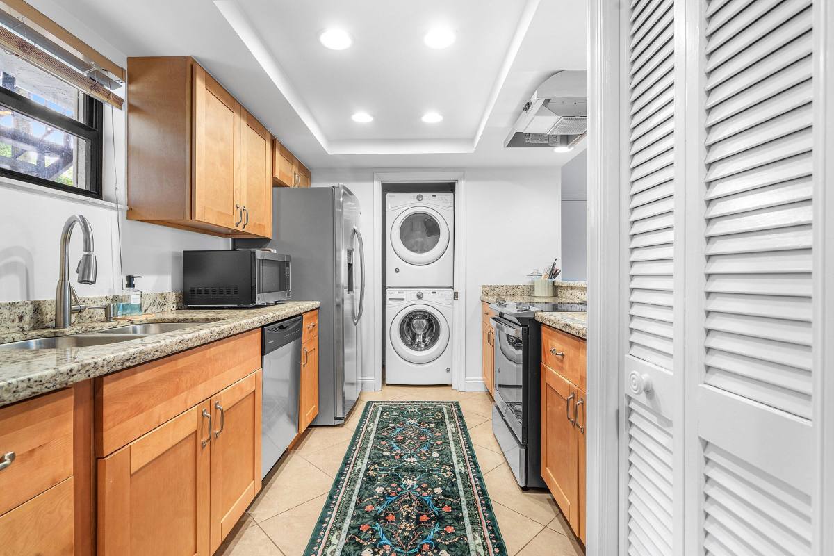 Apartment for rent at 11863 Wimbledon Circle #413, Wellington, FL 33414