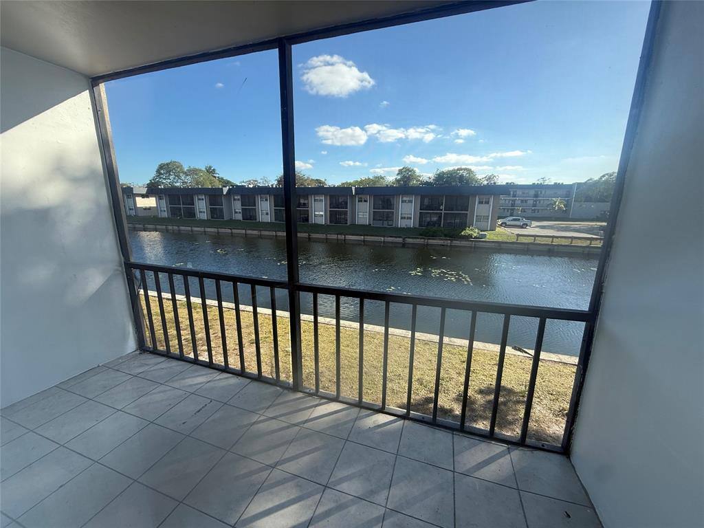 Condo for rent at 7960 N Colony Circle, Fort Lauderdale, FL 33321