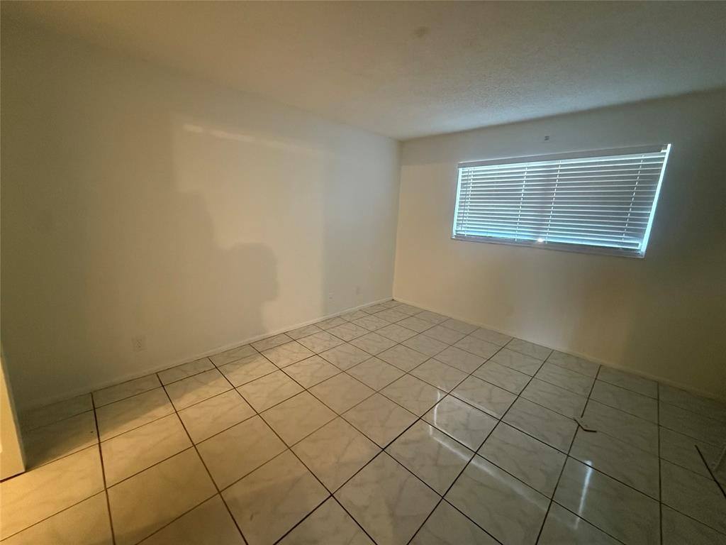 Condo for rent at 7960 N Colony Circle, Fort Lauderdale, FL 33321