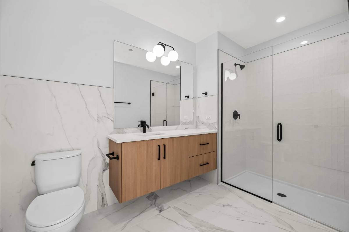 Apartment for rent at 1439 W Fillmore St #407, Chicago, IL 60607