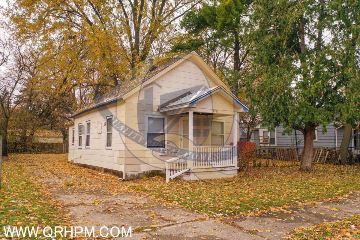 House for rent at 1807 Union Ave, Saginaw, MI 48602