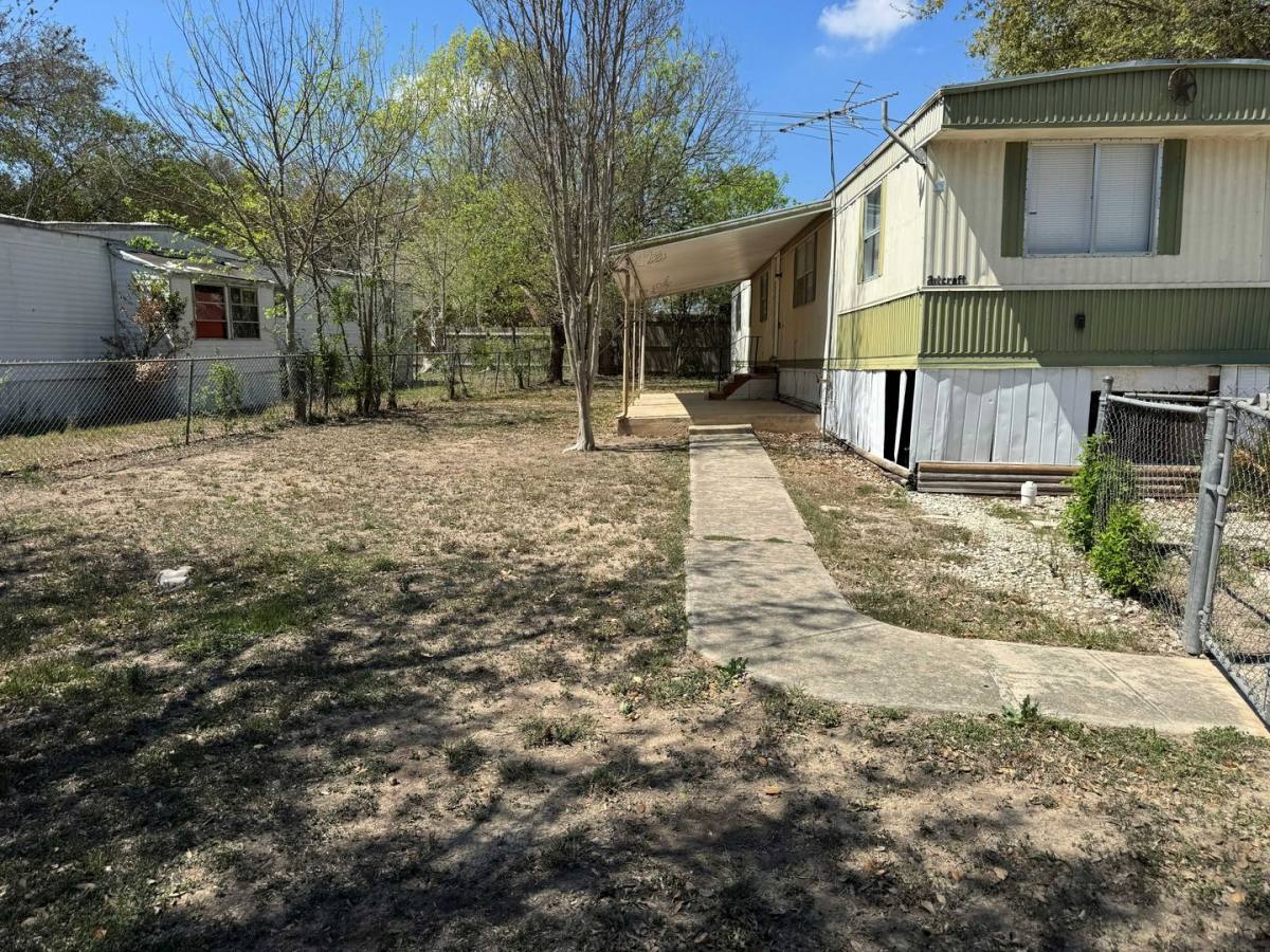 House for rent at 8509 Northmont Dr, San Antonio, TX 78239