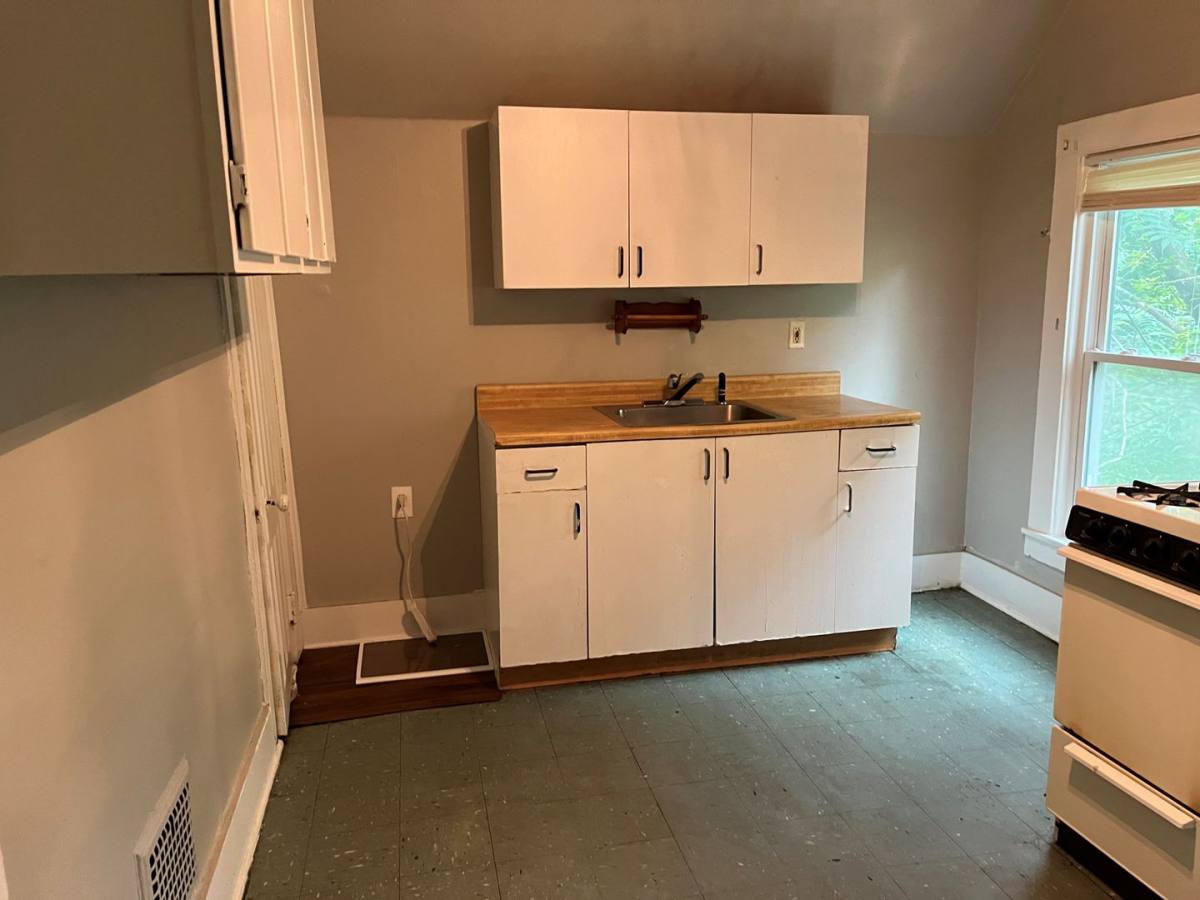 Apartment for rent at 807 Hawley Ave, Syracuse, NY 13203