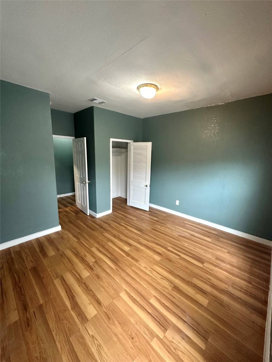Apartment for rent at 8611 Findlay St, Houston, TX 77017