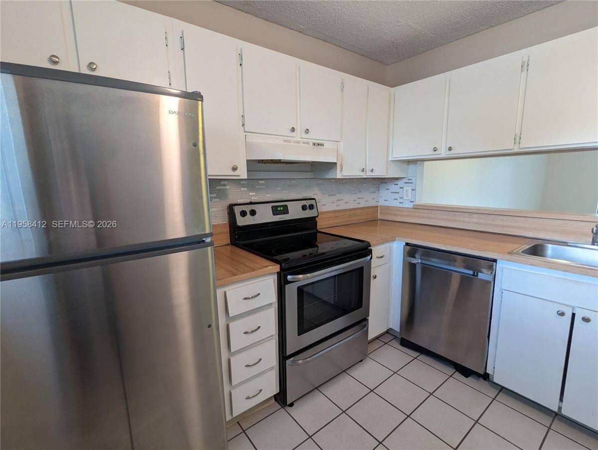 Condo for rent at 3400 Foxcroft Rd #213, Hollywood, FL 33025