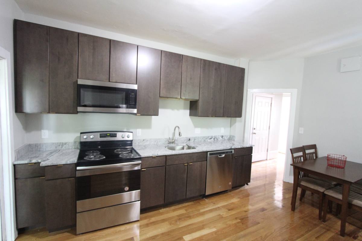 Apartment for rent at 94 E Cottage St #3, Dorchester, MA 02125