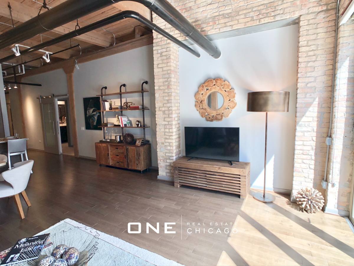 Apartment for rent at 445 E Illinois #5, Chicago, IL 60611