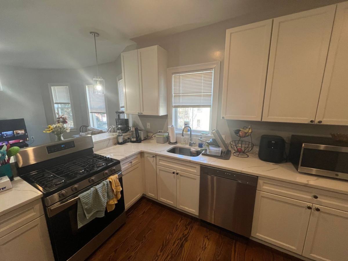 House for rent at 330 Highland Ave #3, Somerville, MA 02144