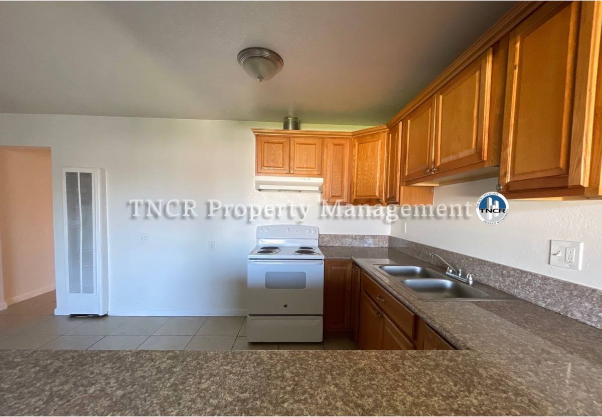 Apartment for rent at 1471 E Eureka St, San Bernardino, CA 92404