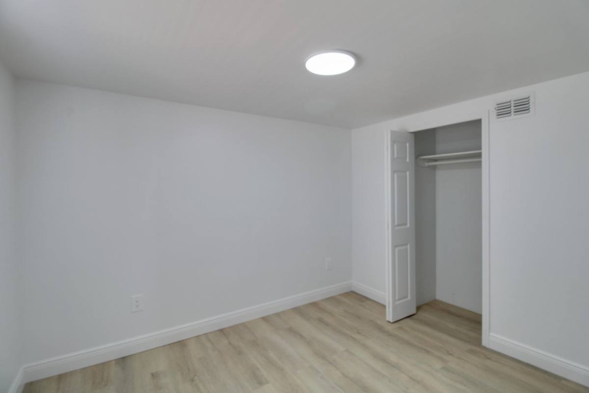 Apartment for rent at 236 N Oleander Ave, Daytona Beach, FL 32118