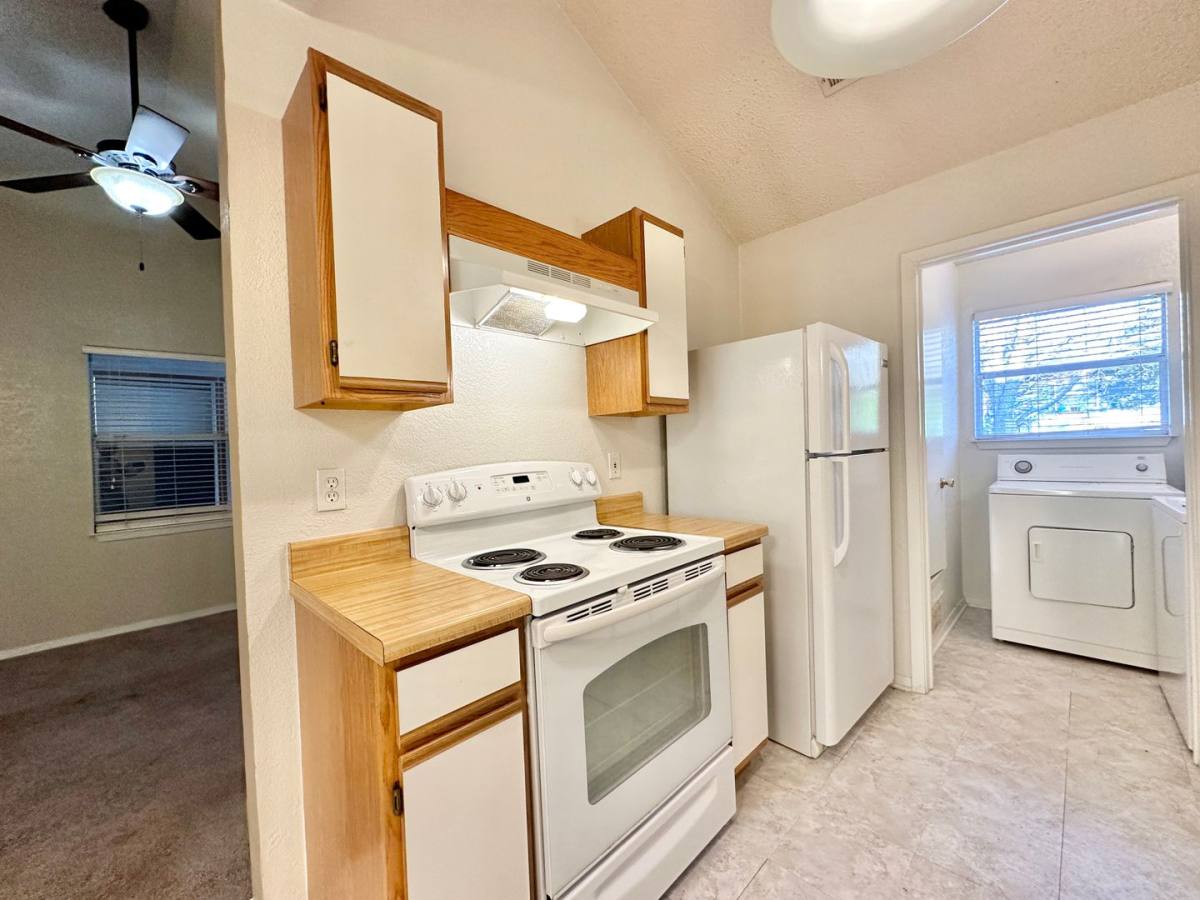 Apartment for rent at 401 W Lincoln Ave, Copperas Cove, TX 76522