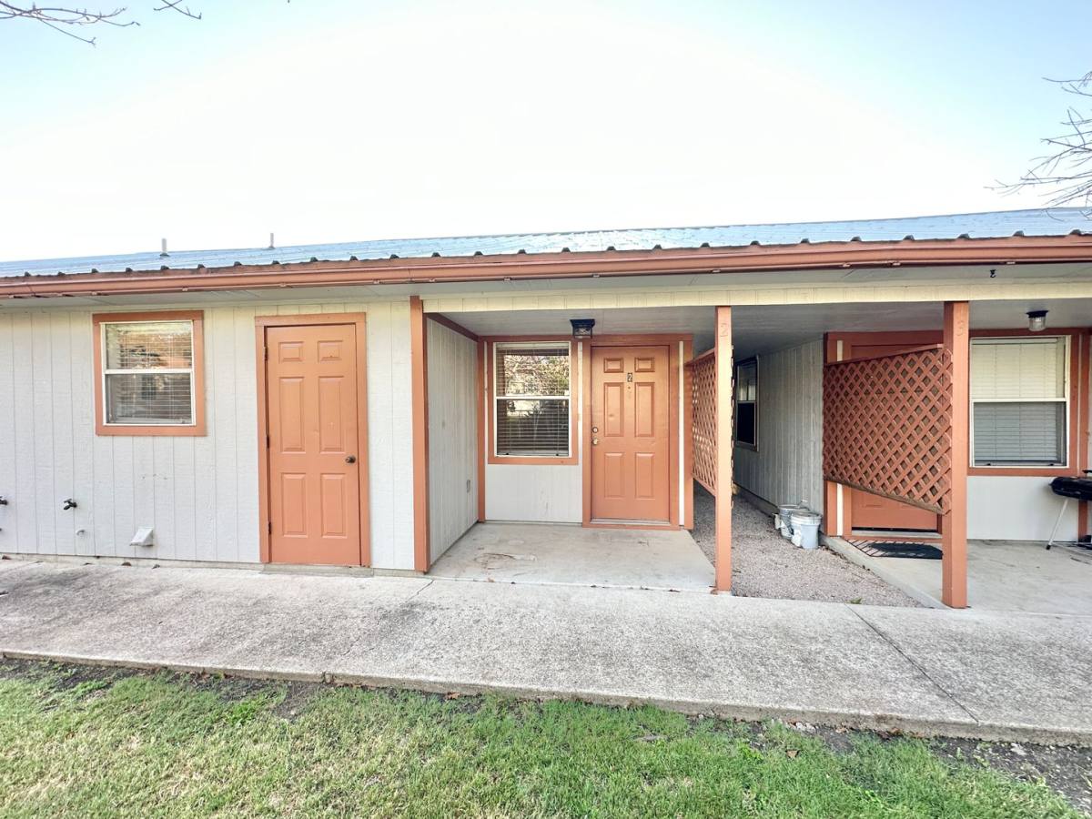 Apartment for rent at 401 W Lincoln Ave, Copperas Cove, TX 76522