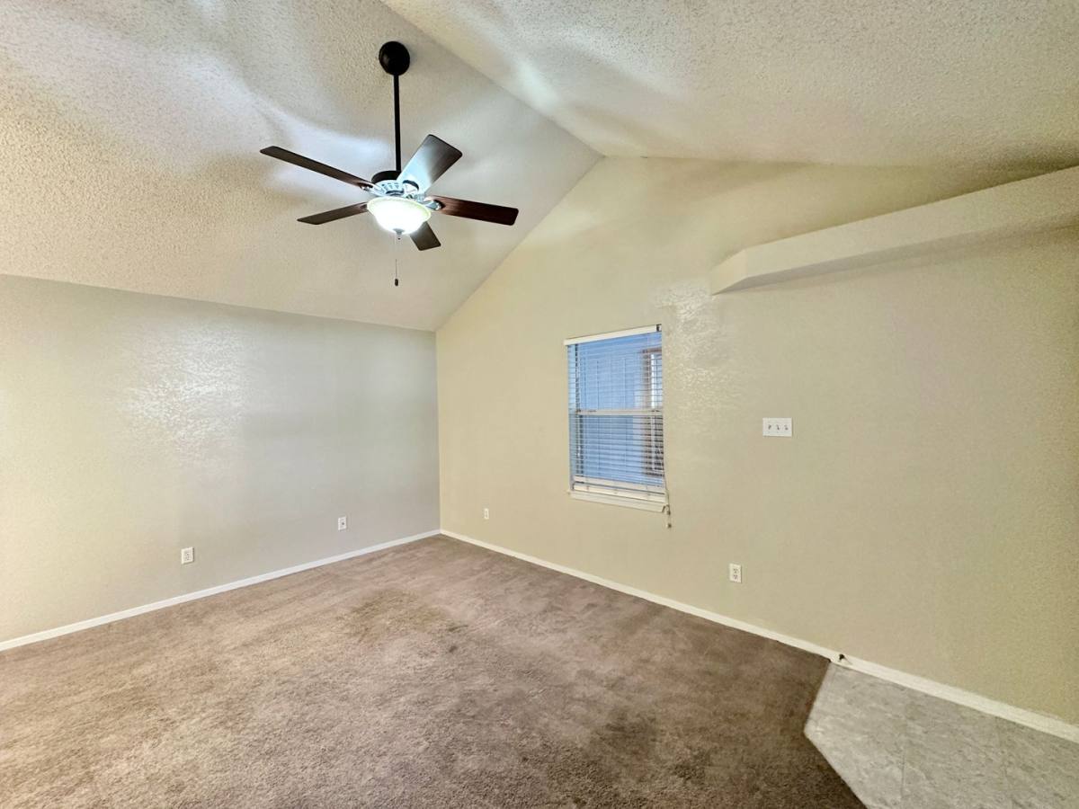 Apartment for rent at 401 W Lincoln Ave, Copperas Cove, TX 76522