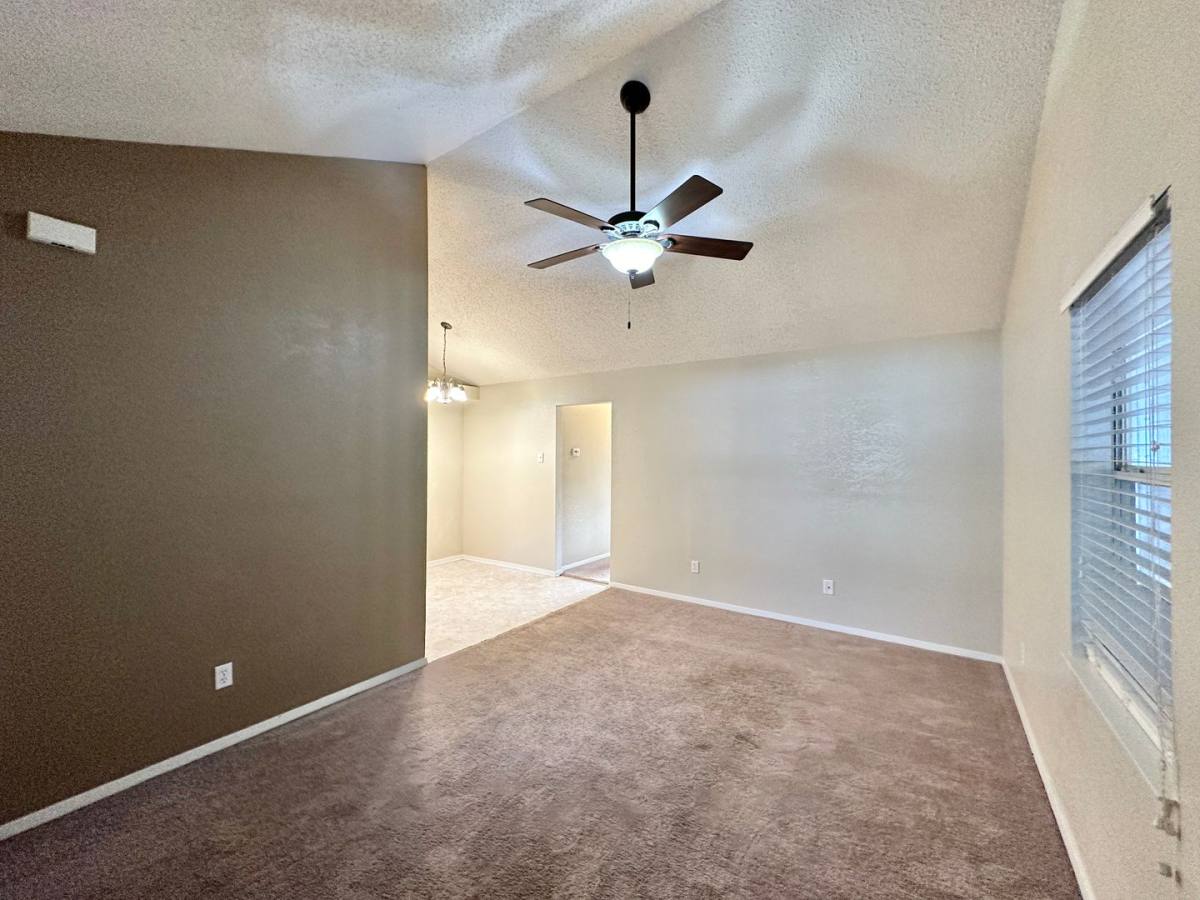 Apartment for rent at 401 W Lincoln Ave, Copperas Cove, TX 76522