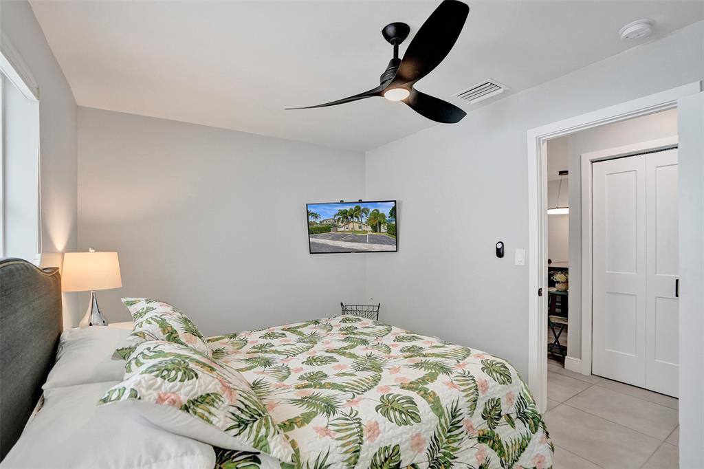 Apartment for rent at 901 SE 14th Court #901-3, Fort Lauderdale, FL 33316