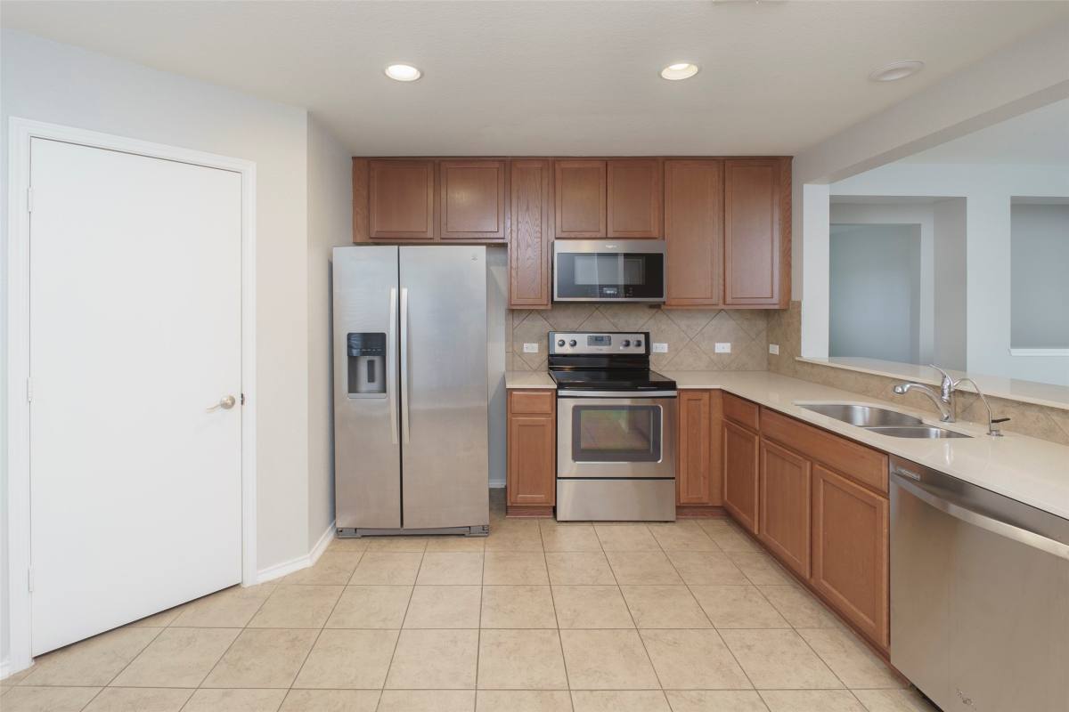 Apartment for rent at 11221 Kirkland Hill Path, Austin, TX 78754