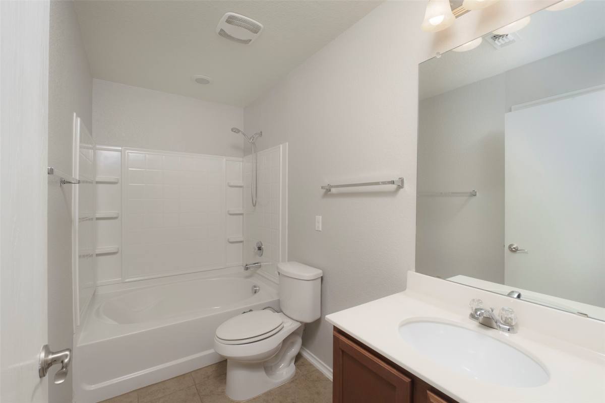 Apartment for rent at 11221 Kirkland Hill Path, Austin, TX 78754