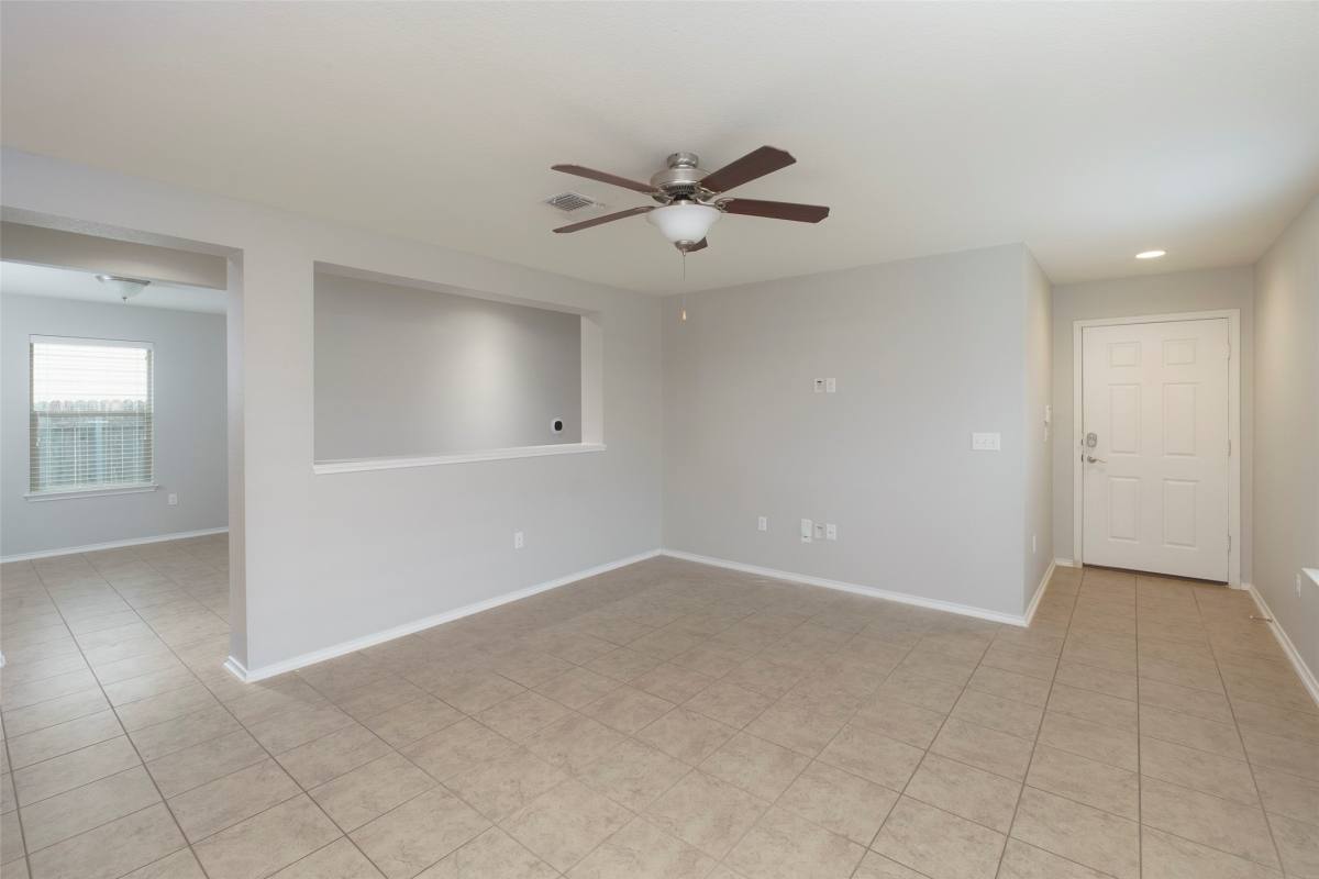 Apartment for rent at 11221 Kirkland Hill Path, Austin, TX 78754
