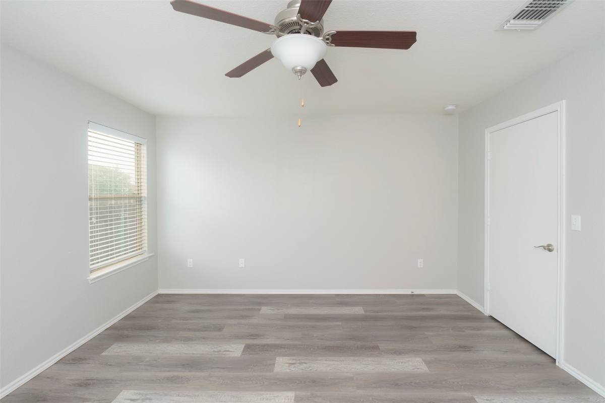Apartment for rent at 11221 Kirkland Hill Path, Austin, TX 78754