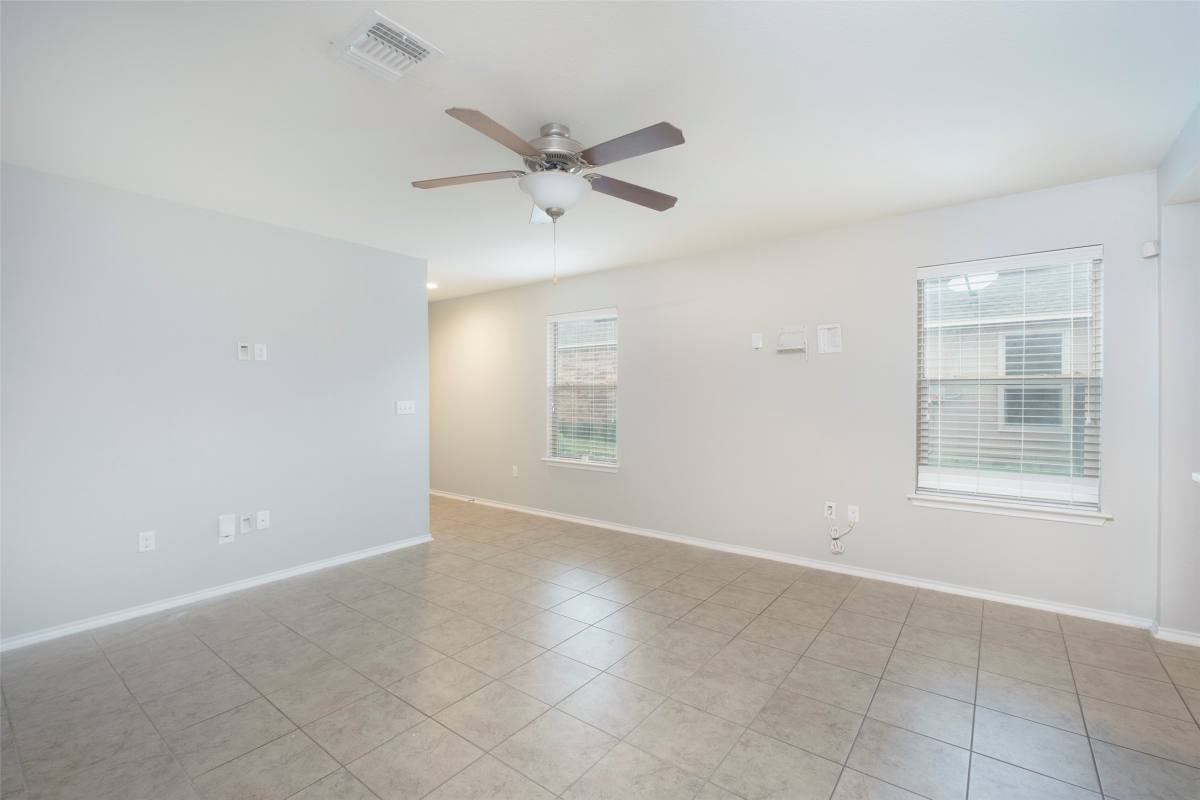 Apartment for rent at 11221 Kirkland Hill Path, Austin, TX 78754
