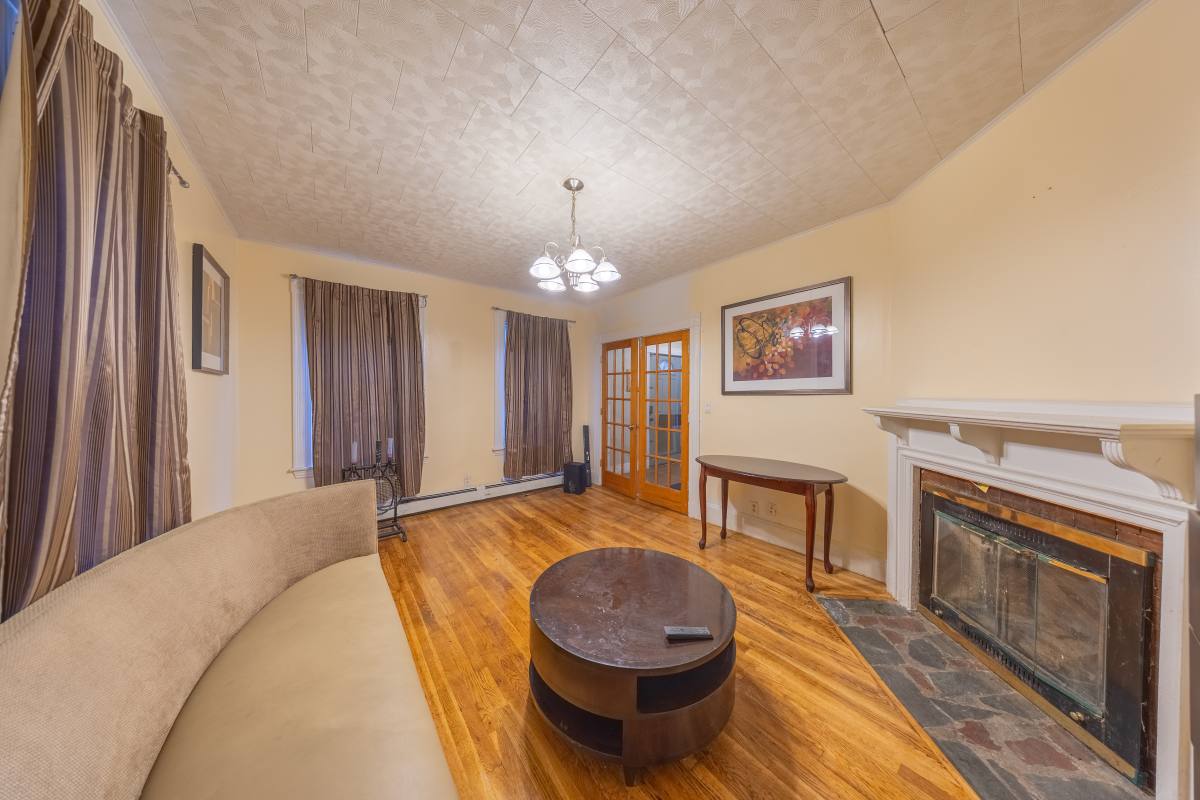 Apartment for rent at 31 Seattle St #1, Allston, MA 02134