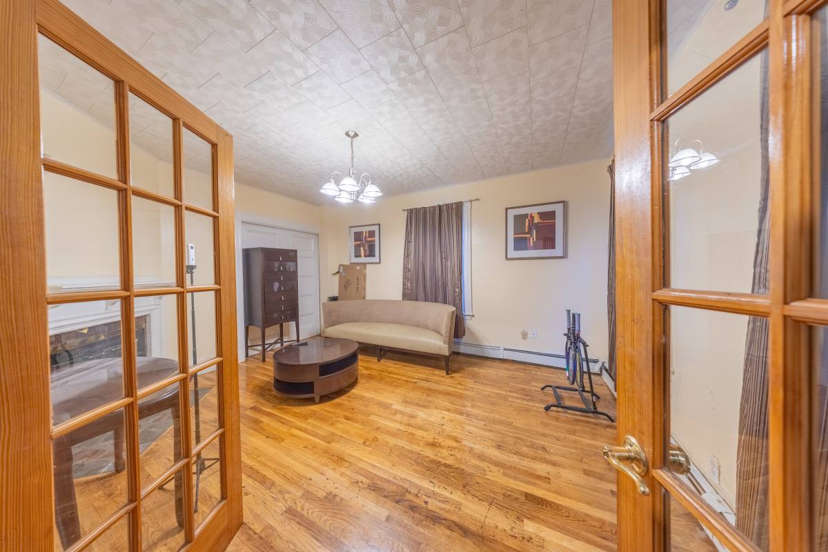 Apartment for rent at 31 Seattle St #1, Allston, MA 02134