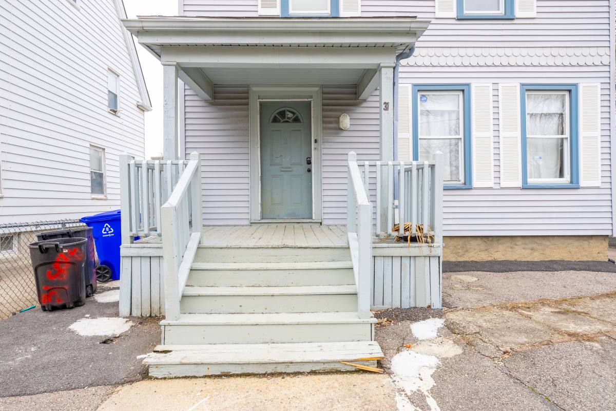 Apartment for rent at 31 Seattle St #1, Allston, MA 02134