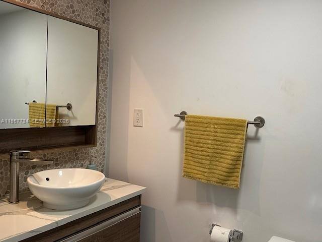 Apartment for rent at 18041 Biscayne Blvd #904, North Miami Beach, FL 33160