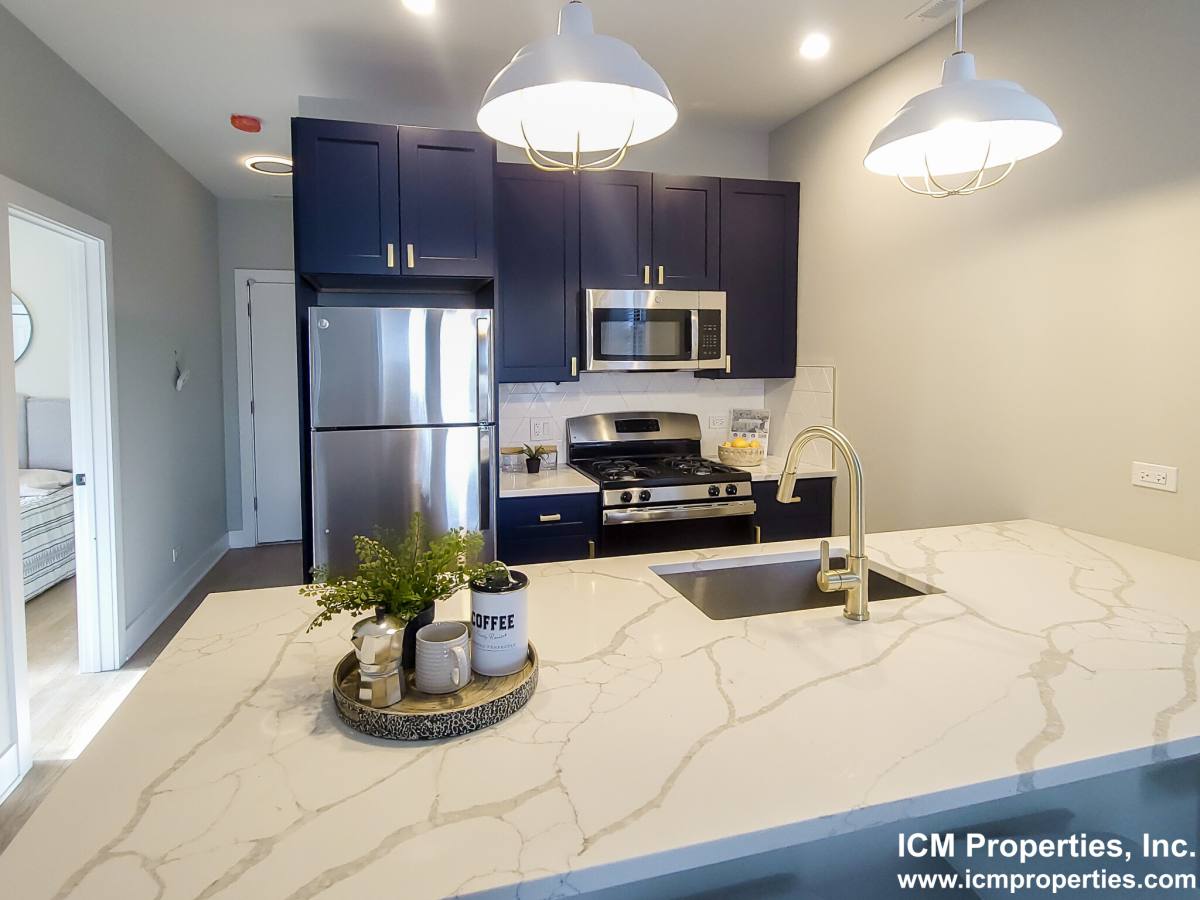 Apartment for rent at 2020 W Montrose #3B, Chicago, IL 60625