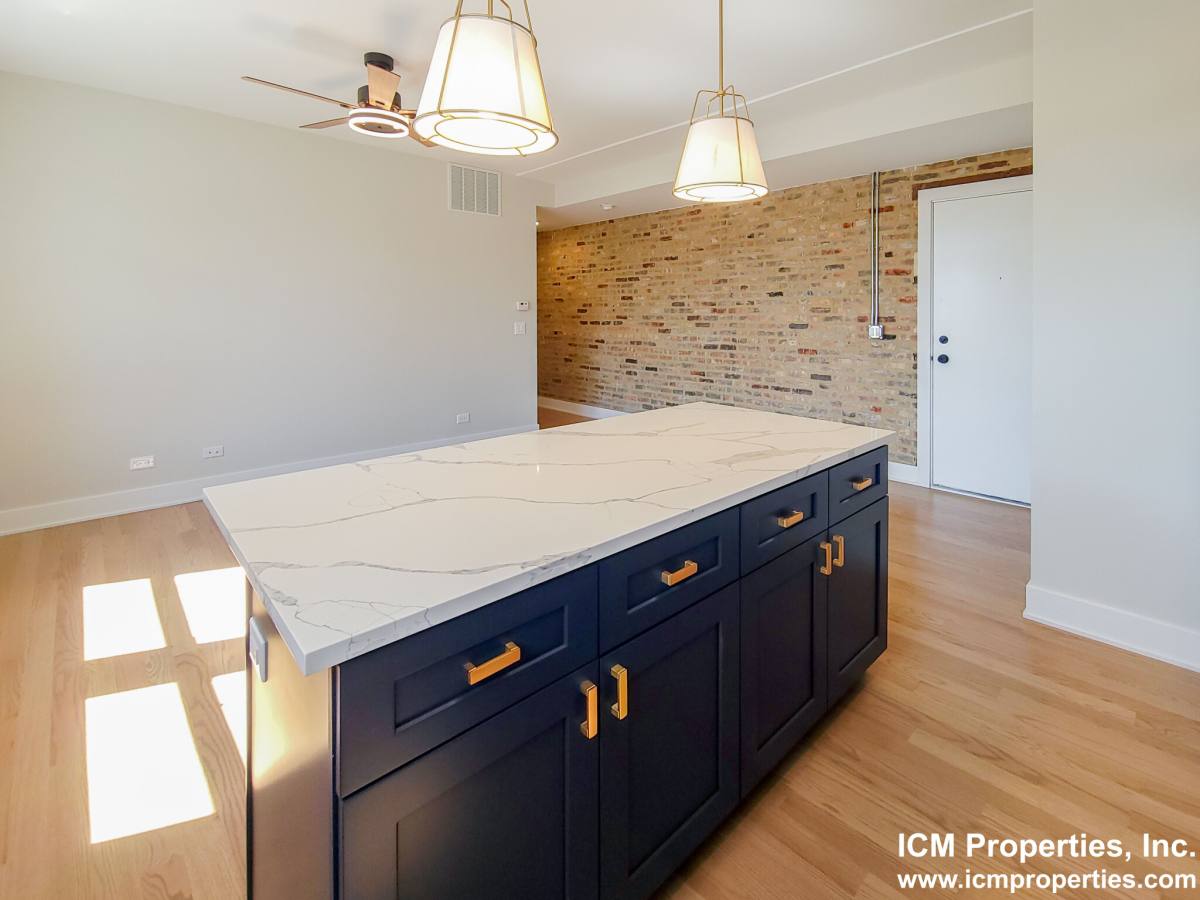 Apartment for rent at 2020 W Montrose #2C, Chicago, IL 60625