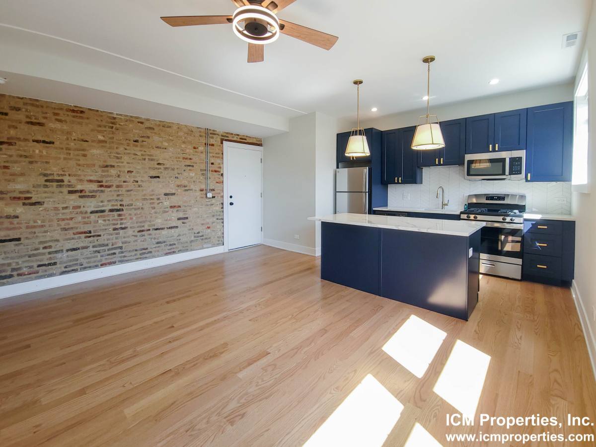 Apartment for rent at 2020 W Montrose #2C, Chicago, IL 60625