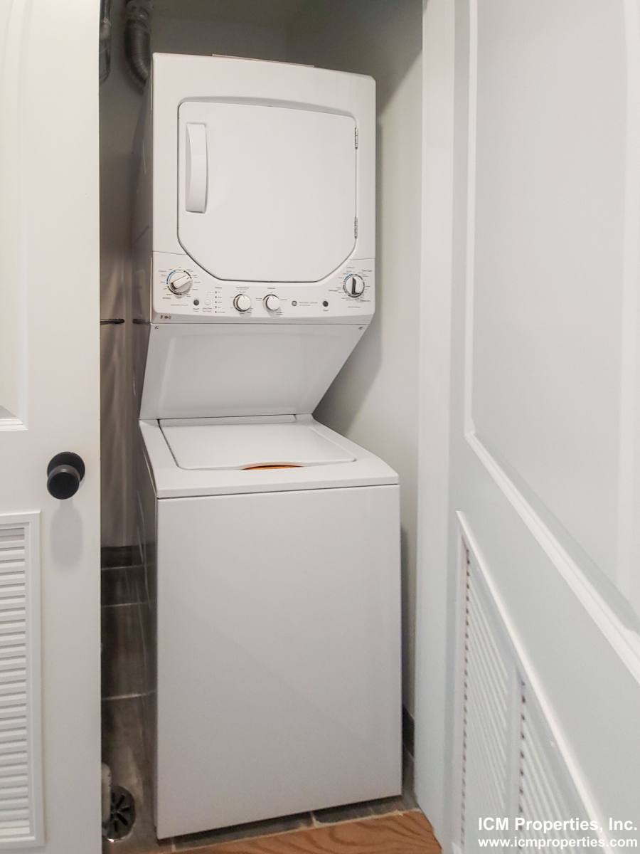 Apartment for rent at 2020 W Montrose #2C, Chicago, IL 60625