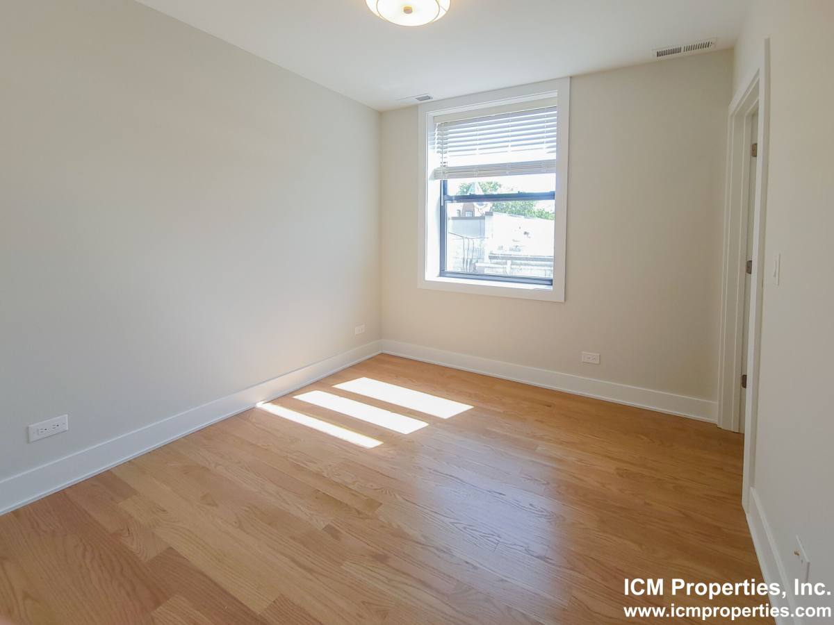 Apartment for rent at 2020 W Montrose #2C, Chicago, IL 60625