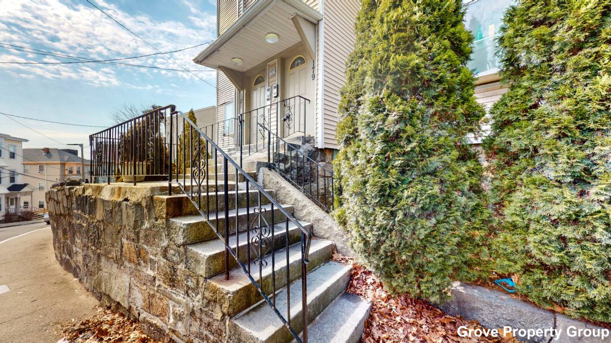 Apartment for rent at 181 Highland St #1, Roxbury, MA 02119