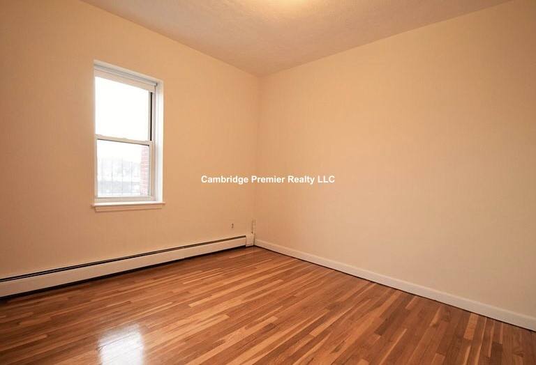 Apartment for rent at 176 Nbeacon St #1A, Brighton, MA 02135
