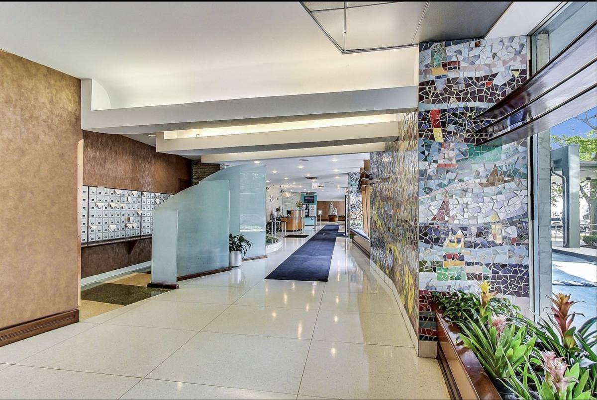 Condo for rent at 6301 N Sheridan #7C, Chicago, IL 60660