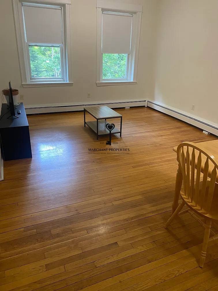Apartment for rent at 17 Fairbanks St #11, Brookline, MA 02446