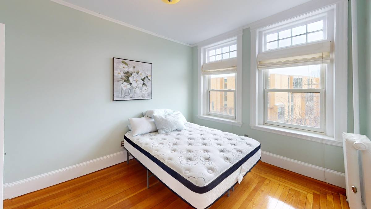 Apartment for rent at 33 Westbourne Terrace #3, Brookline, MA 02446