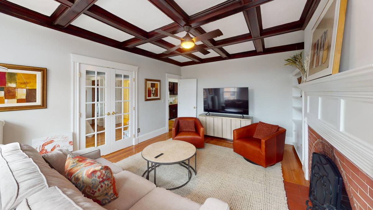 Apartment for rent at 33 Westbourne Terrace #3, Brookline, MA 02446