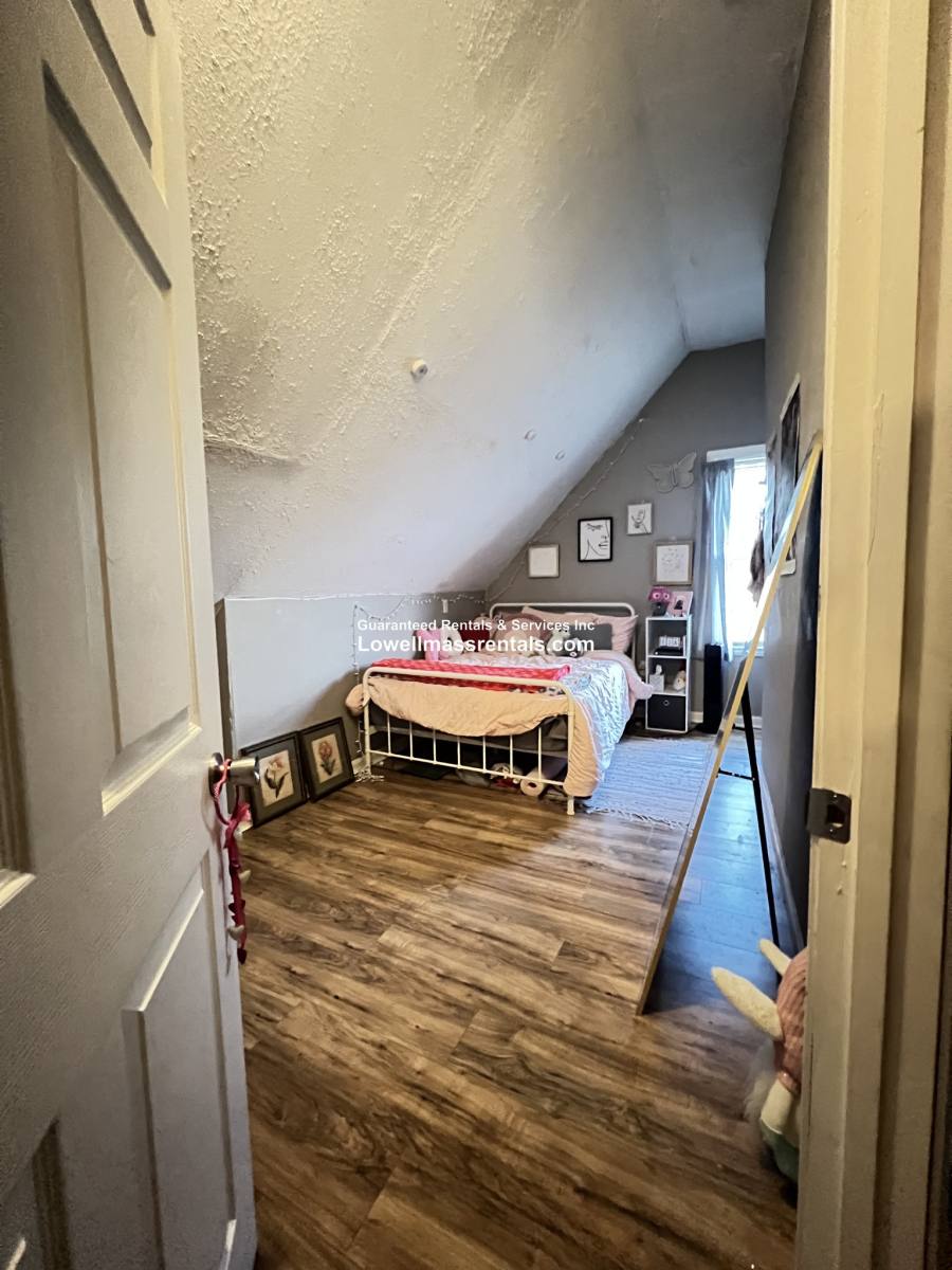 House for rent at 13 Phillips St, Lowell, MA 01854